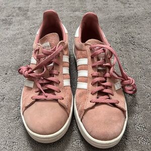 Adidas pink Campus Shoe